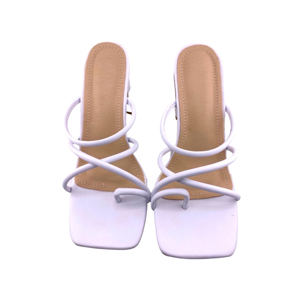 NWB Women’s White Strappy Heels